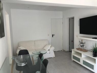 Apartment No. 10